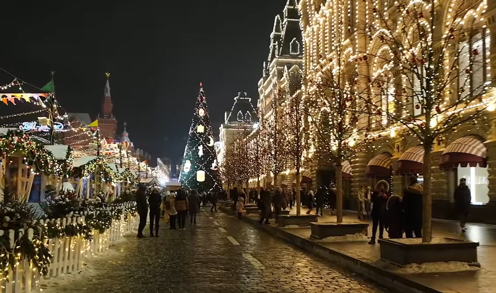 Как встретить в Москве Новый год - 2023